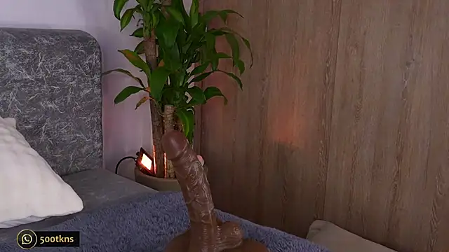 katie cruz online show from October 2025 10:27:01 AM