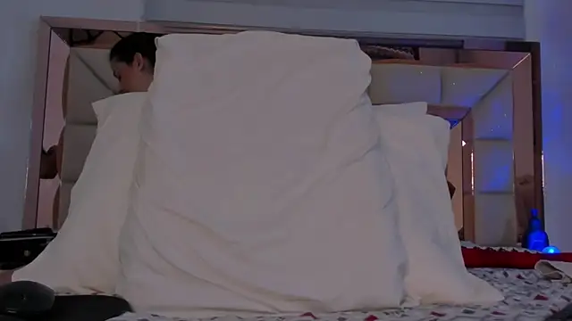 violetta-brown1 online show from January 2025 04:36:02 AM