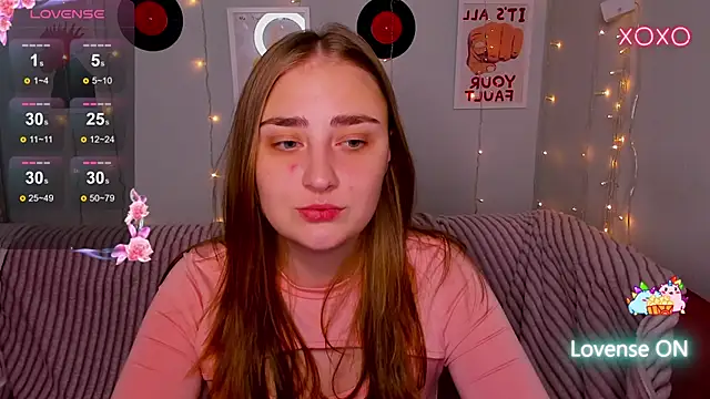 MilliStrii online show from December 2025 01:03:01 AM