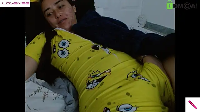Snapshot of Hot_Candy_ chatting on February 2025 10:39:02 AM Hot Candy online show from February 2025 10:39:02 AM