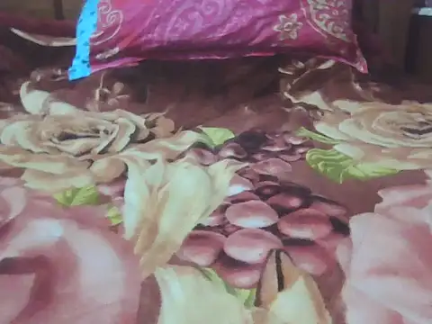 Snapshot of Nuttysub chatting on February 2026 01:48:02 AM Nuttysub online show from February 2026 01:48:02 AM