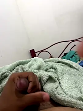 marcello2310 online show from November 2025 01:40:02 AM