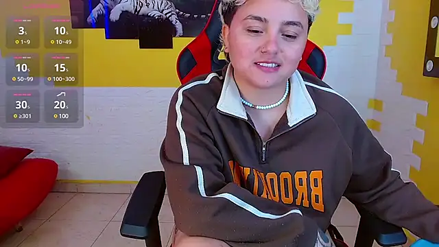 isabeautyx19 online show from March 2025 04:38:01 AM