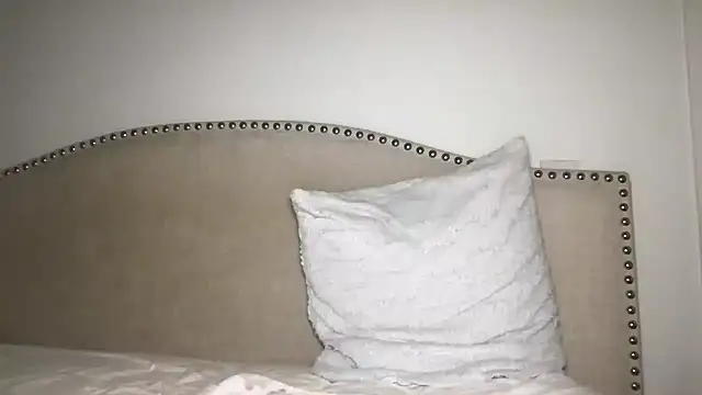 Snapshot of xoxcatt chatting on December 2024 07:26:02 AM xoxcatt online show from December 2024 07:26:02 AM