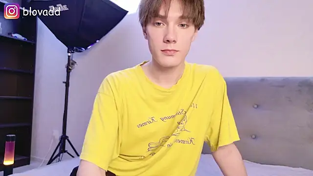 callmenineoneseven online show from February 2026 05:06:02 PM