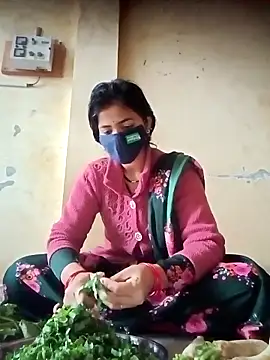 Mamta Chaterjee online show from October 2025 01:52:02 AM