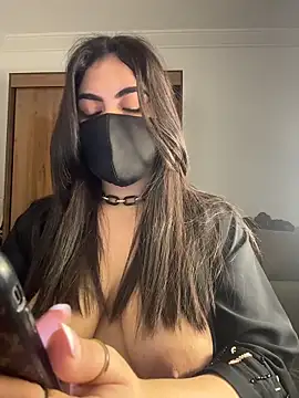 Hot-Sarah-arab online show from February 2026 05:20:02 PM