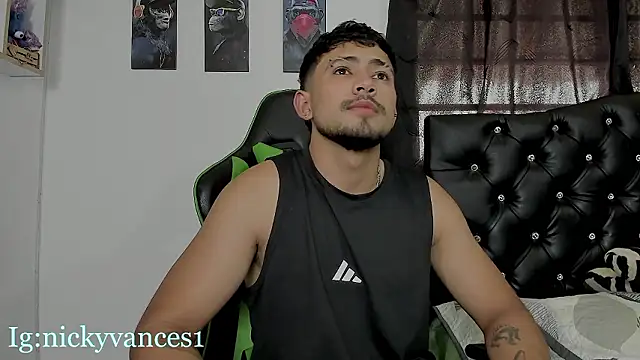 Snapshot of nicky_vances chatting on February 2026 08:50:01 PM nicky vances online show from February 2026 08:50:01 PM