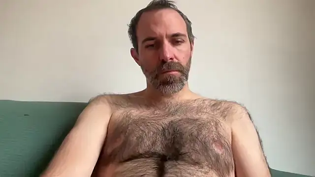 Snapshot of Brianjonest chatting on November 2025 02:40:02 PM Brianjonest online show from November 2025 02:40:02 PM