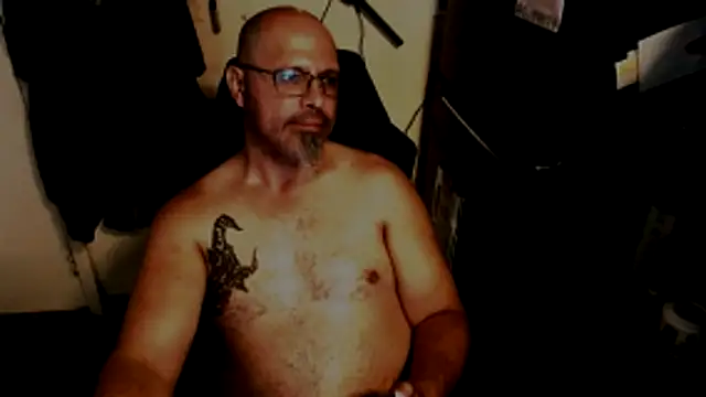 KrazyLegz online show from May 2026 04:56:02 PM