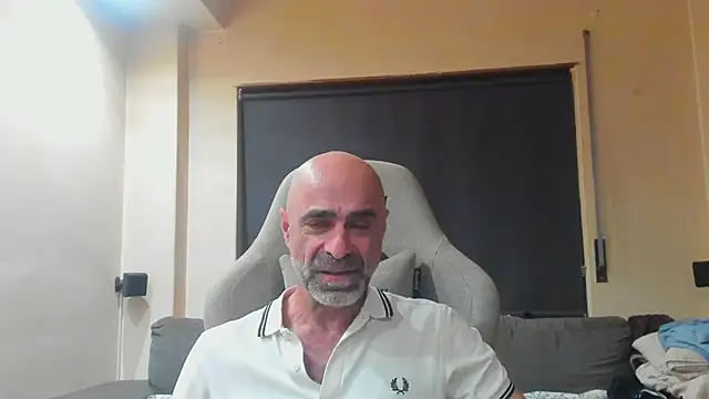 Bicopflirt online show from April 2026 10:04:01 PM