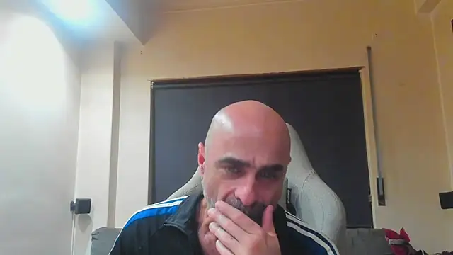 Snapshot of Bicopflirt chatting on April 2026 12:13:01 AM Bicopflirt online show from April 2026 12:13:01 AM