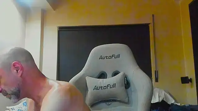 Snapshot of Bicopflirt chatting on June 2026 10:01:02 PM Bicopflirt online show from June 2026 10:01:02 PM