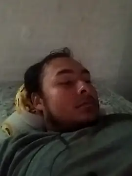 Snapshot of piton77 chatting on March 2025 05:24:02 PM piton77 online show from March 2025 05:24:02 PM