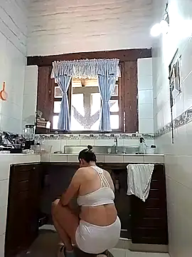 Snapshot of piton77 chatting on October 2025 11:37:02 PM piton77 online show from October 2025 11:37:02 PM