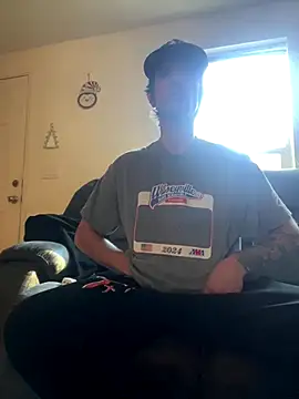 RynoVonHugenDONG online show from December 2025 06:47:02 PM