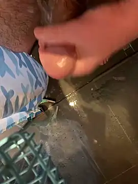 LivingLegend1978 online show from December 2024 09:33:02 AM