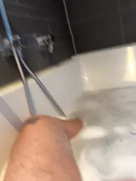 LivingLegend1978 online show from February 2026 02:58:02 PM