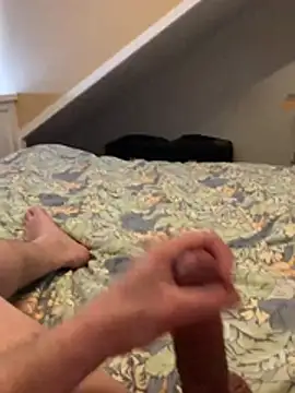 LivingLegend1978 online show from April 2026 02:30:01 PM