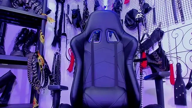 Agatha BDSM online show from February 2025 09:06:02 PM