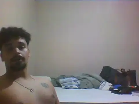 Snapshot of Xcumshot33 chatting on December 2024 03:06:01 AM Xcumshot33 online show from December 2024 03:06:01 AM