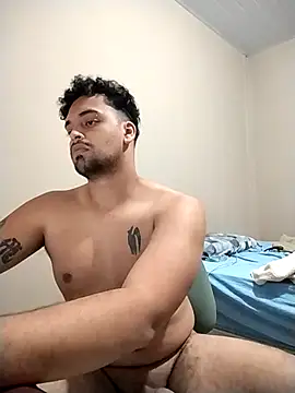 Snapshot of Xcumshot33 chatting on September 2025 10:01:02 PM Xcumshot33 online show from September 2025 10:01:02 PM