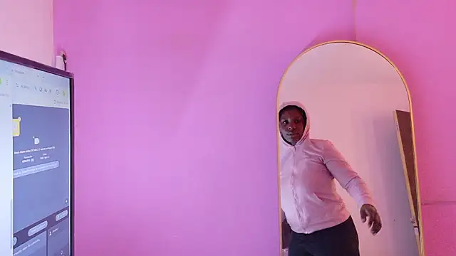 Snapshot of LoveQueen2 chatting on March 2026 11:49:01 AM LoveQueen2 online show from March 2026 11:49:01 AM