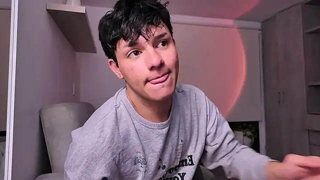 Alexxblue online show from April 2026 04:08:02 AM