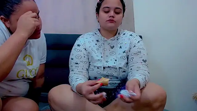 brunnette hot online show from February 2026 11:25:02 AM