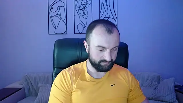 brindlefly6969 online show from March 2026 11:27:01 AM