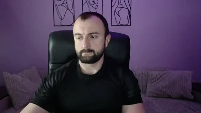 brindlefly6969 online show from April 2026 10:29:01 AM