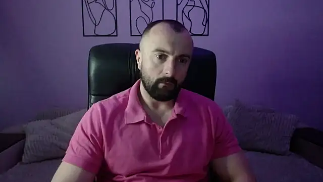 brindlefly6969 online show from April 2026 10:40:02 AM