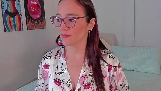 Jessica Herrera  online show from February 2026 10:30:01 AM