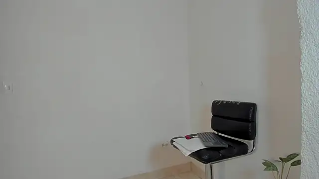 Jessica Herrera  online show from February 2026 10:10:02 PM