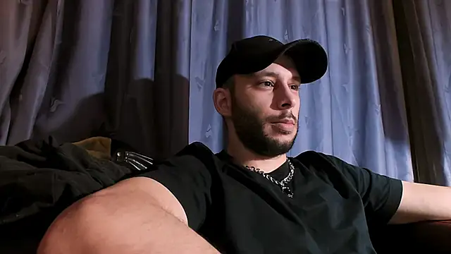 henryaxe online show from December 2024 10:58:01 PM