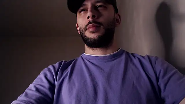 henryaxe online show from November 2025 02:23:02 AM