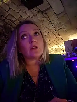 lady charlyne online show from March 2025 08:44:02 PM