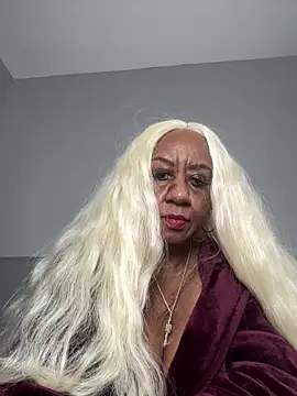 BreanaDivine online show from February 2025 06:05:02 PM