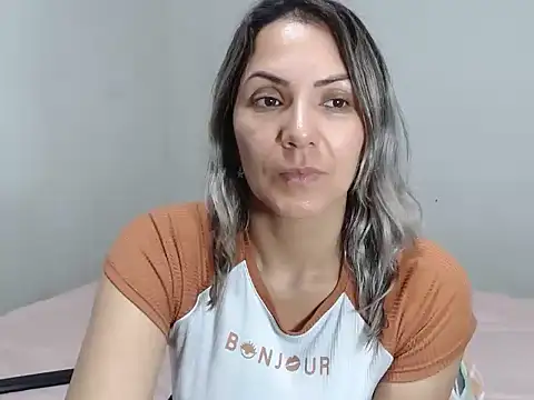 Chantal hott online show from January 2025 02:27:02 AM