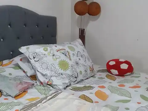 Chantal hott online show from March 2025 01:52:02 AM