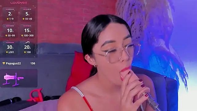 Salome Villa online show from February 2026 11:44:02 PM