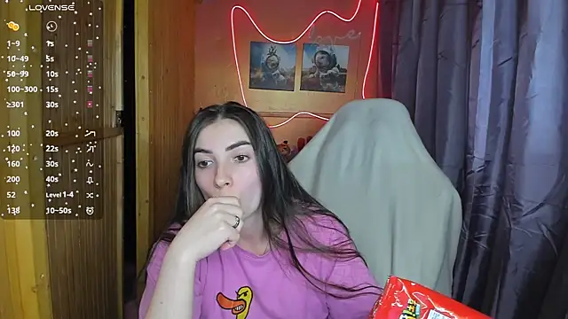 Snapshot of Fiery_Brunette_ chatting on February 2025 03:42:02 PM Fiery Brunette  online show from February 2025 03:42:02 PM