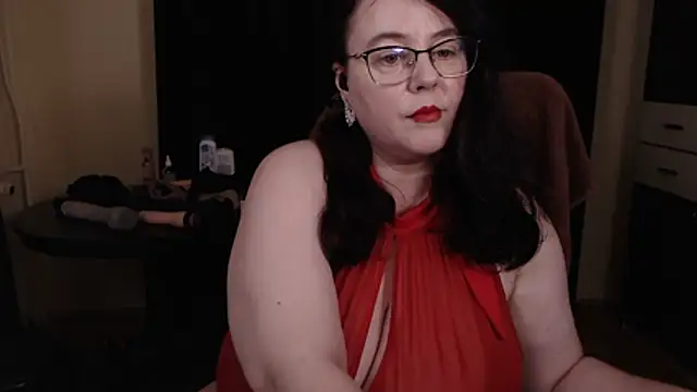poshmistress online show from December 2025 08:49:01 PM