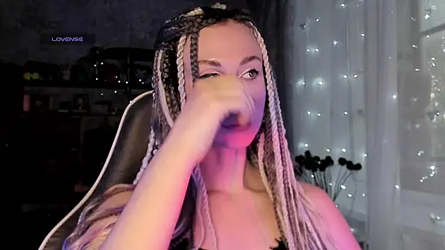 Snapshot of elena_addiction chatting on July 2026 04:44:02 PM elena addiction online show from July 2026 04:44:02 PM