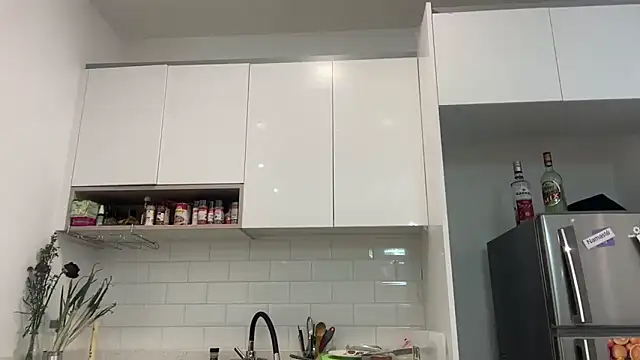 ChocolateCakeQueen online show from March 2025 12:20:01 AM