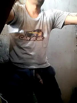 hecwil8 online show from September 2025 07:03:01 PM