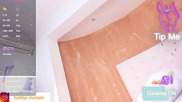 shenielxx online show from November 2025 06:08:02 PM