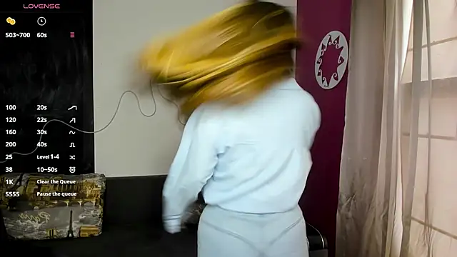 IsabellaBler online show from March 2025 12:43:02 PM