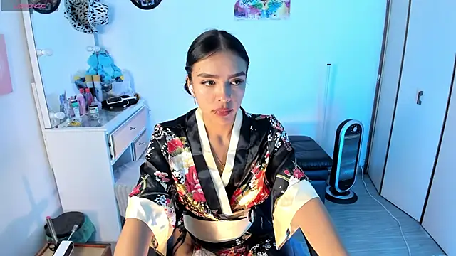 Michelle se online show from September 2025 06:19:02 PM