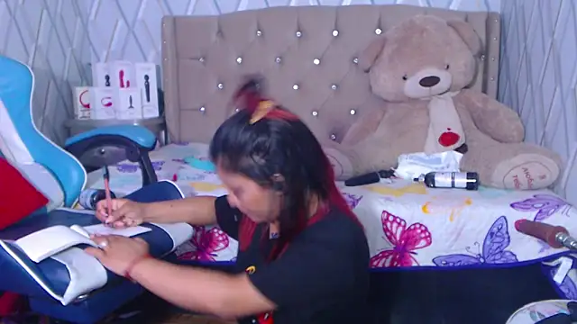 NicolleTaylor online show from January 2025 09:13:01 AM